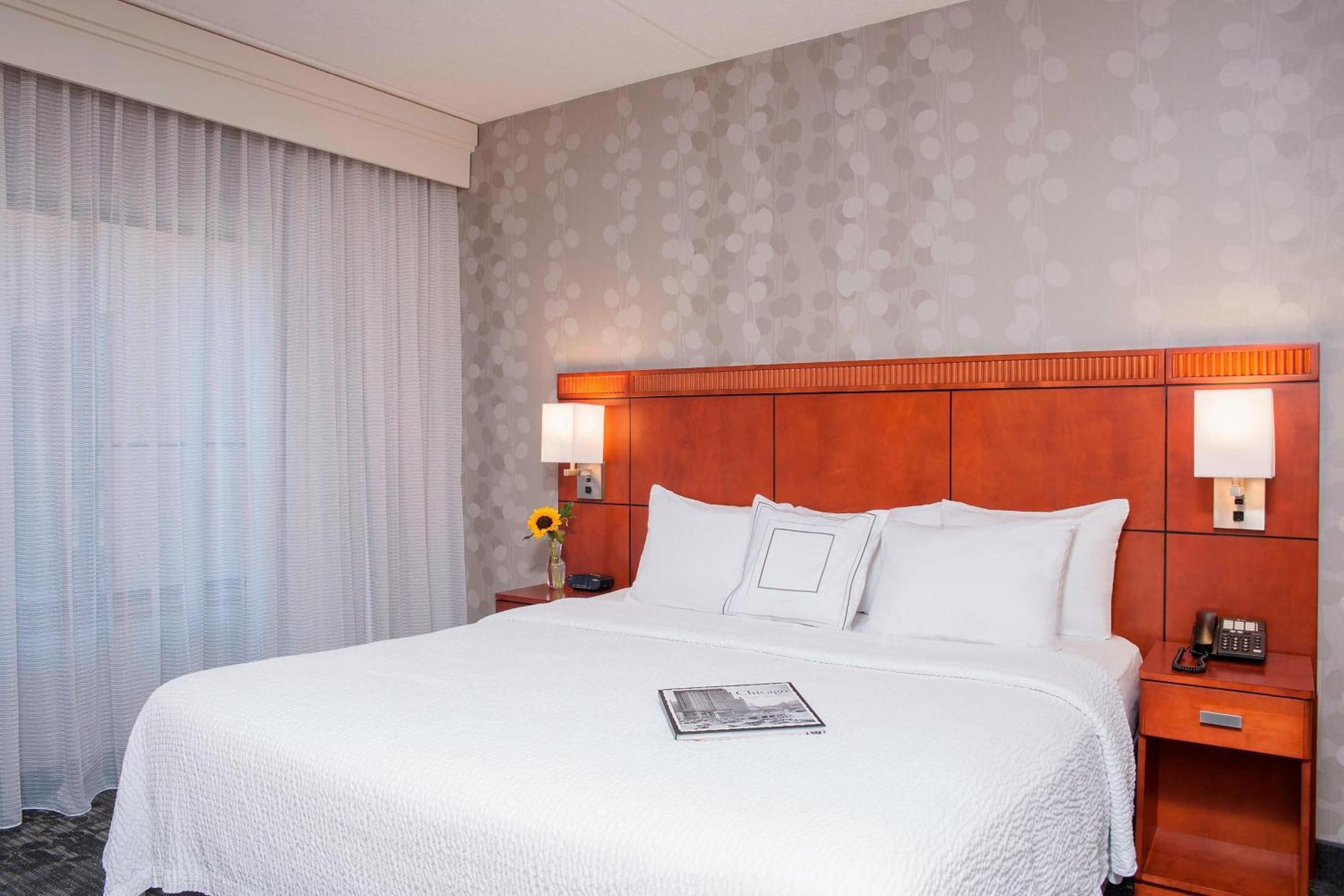מלון Courtyard Chicago Glenview/Northbrook מראה חיצוני תמונה